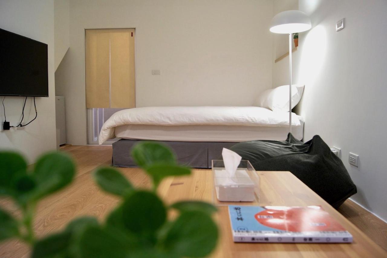 Ferienwohnung 小巷旺宅 X 旺福 Tainan Zimmer foto